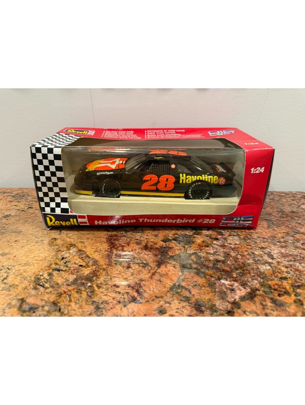 Vintage #28 Havoline Ford Thunderbird Revell 1:24 Scale Die-Cast Model Car